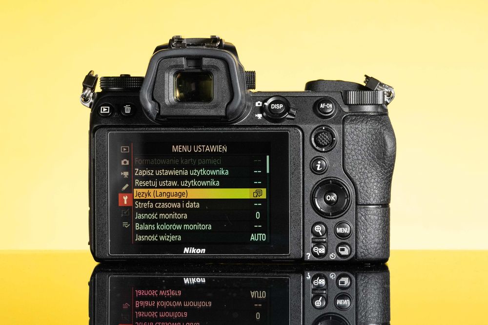 Nikon Z6 + Karta pamięci CFExpress 256 GB + dodatkowy akumulator