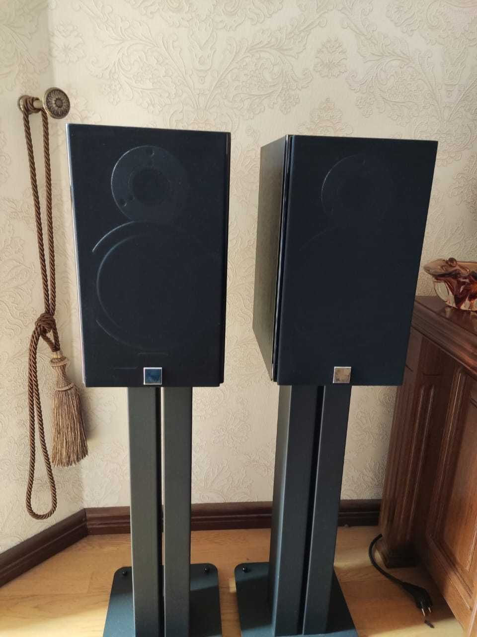 Стійки під акустику Bowers & Wilkins STAV24