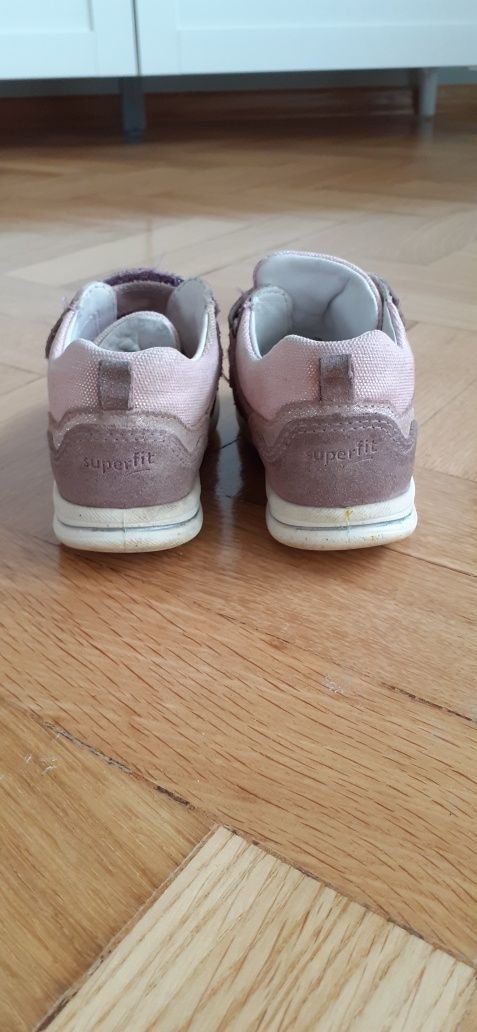 Superfit r.25, sneakersy,adidasy,trzewiki,stan bardzo dobry