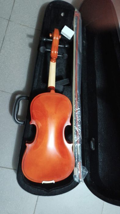 Violino3/4 nova!!!