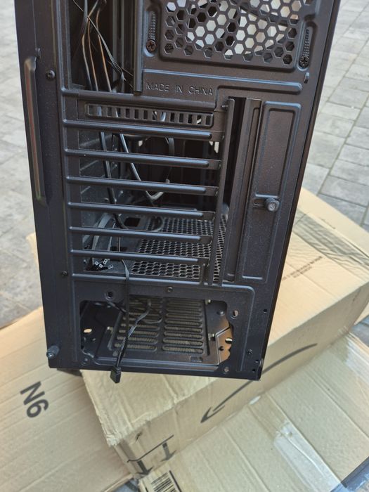Obudowa komputerowa gamingowa  CLONE III RGB series model 8001RA black