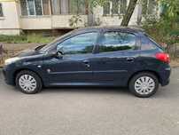 Автомобіль Peugeot 206+