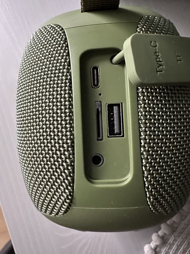 Głośnik Bluetooth Zielony/Niebieski RGB