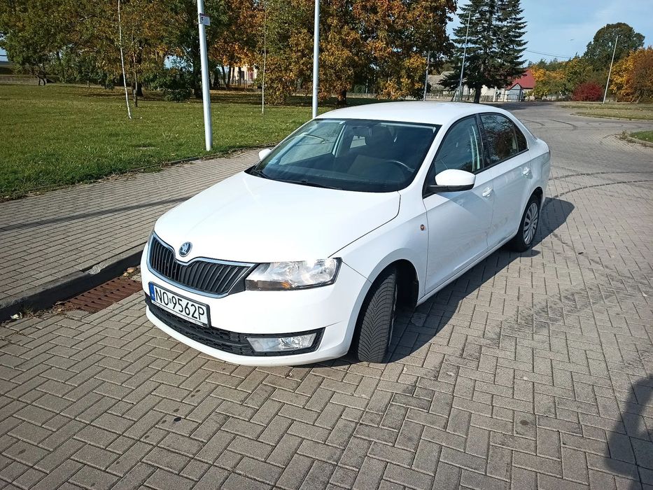 Skoda RAPID Skoda Rapid, stan dobry +, nowy rorąd koplet, nowe opony,