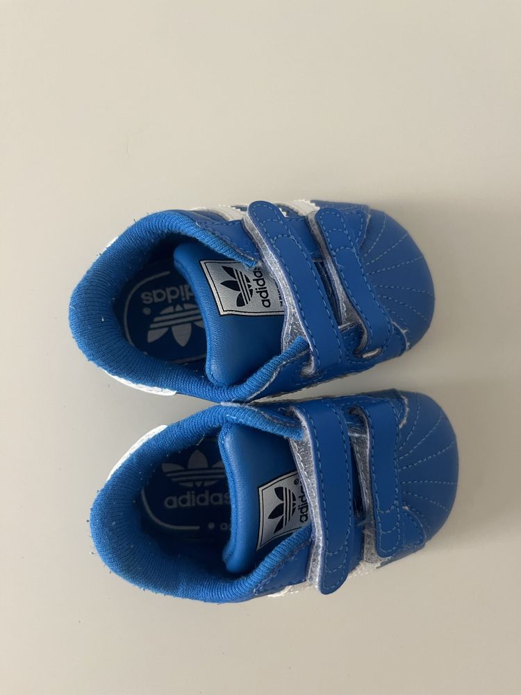 Пінетки кросівки adidas оригінал за 150 грн