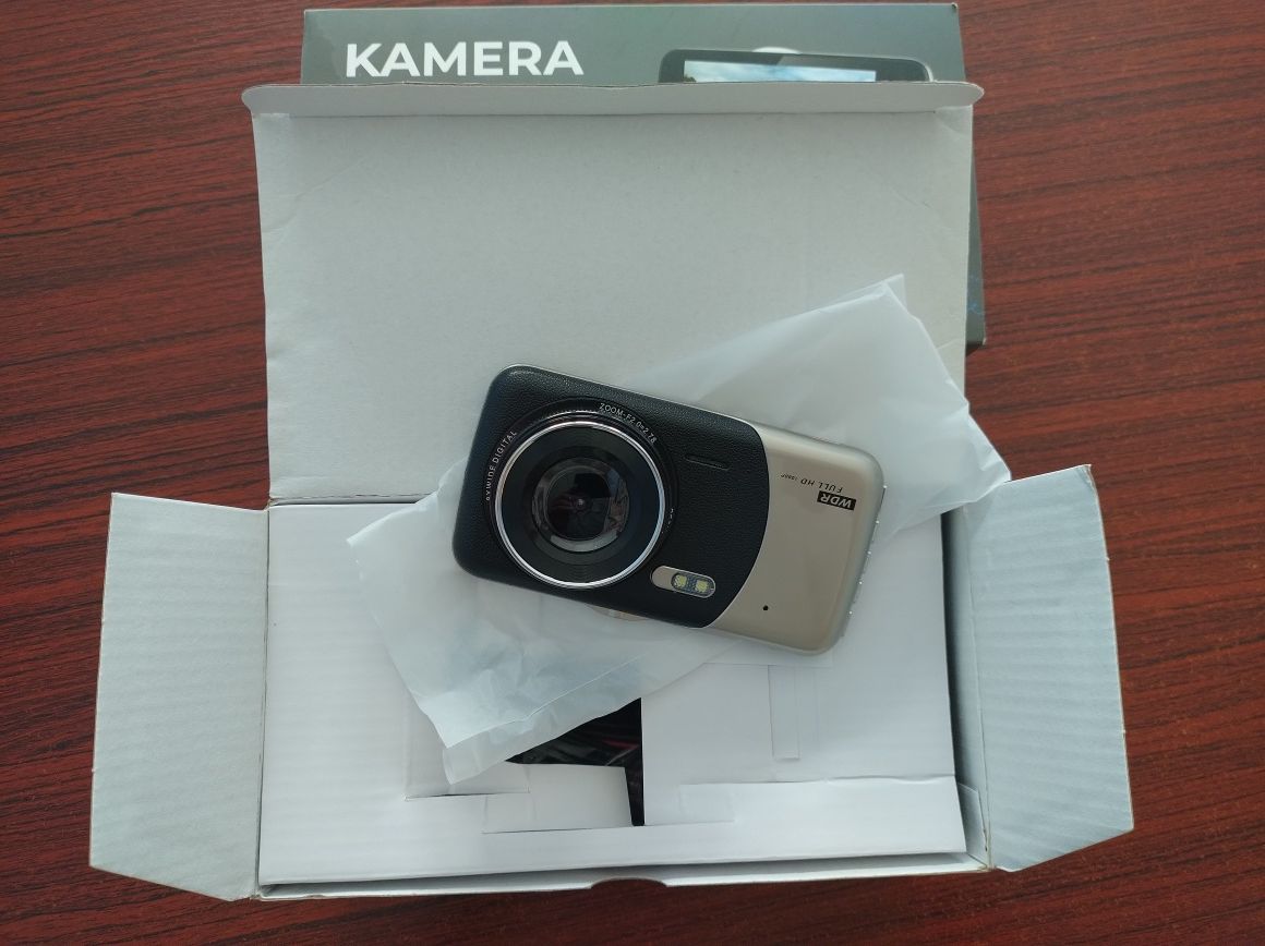 Kamera samochodowa wideorejestrator