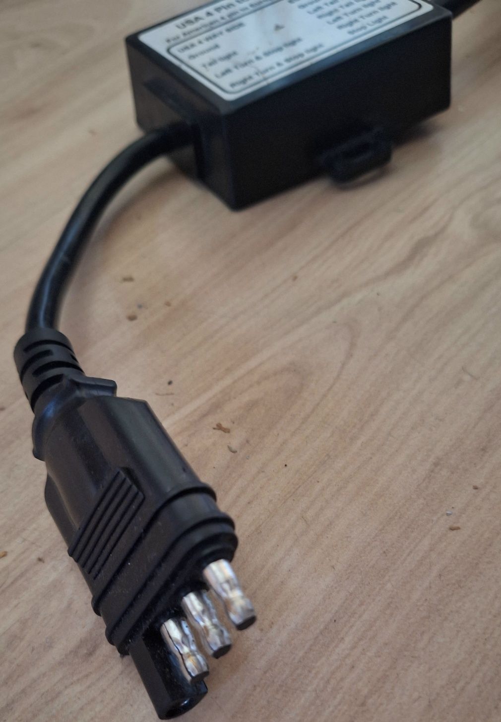 Wtyczka adaptera przyczepy 4-pinowy konwerter wtyczki amerykańskiej
