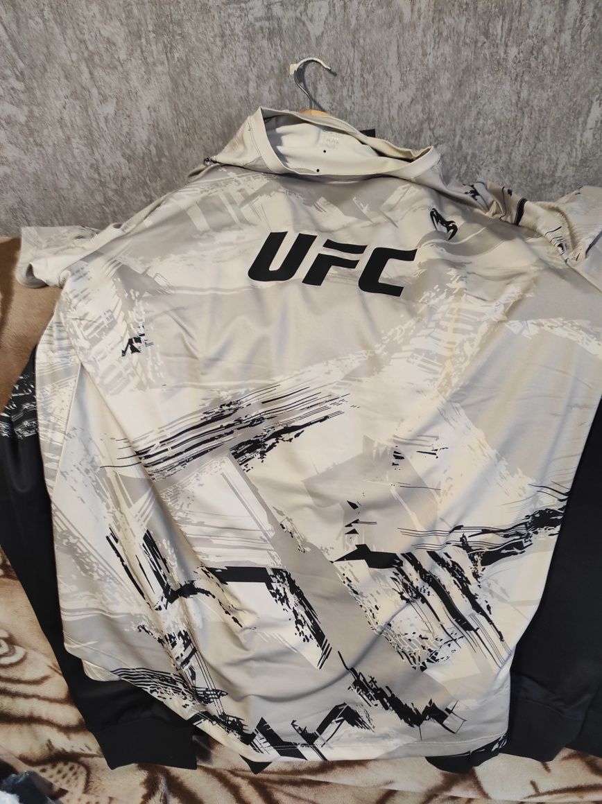 Спортивная кофта UFC Venum Authentic Fight Week Sand (Размер 3XL)
