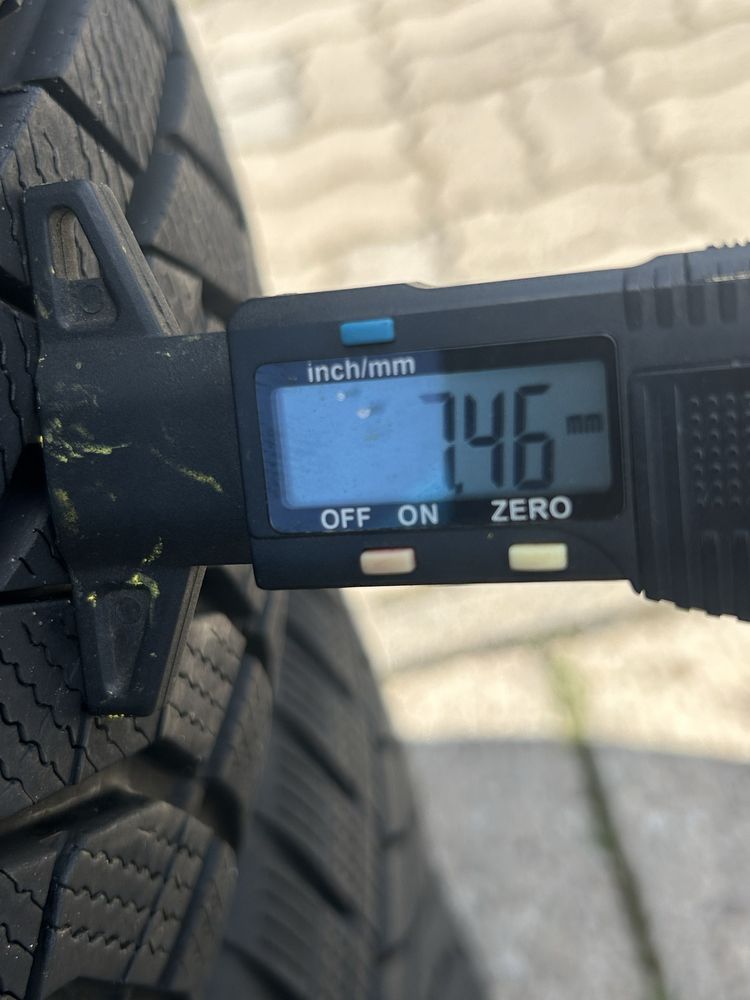 105 Opony Zimowe Falken 225/55/19 Bardzo Ładne