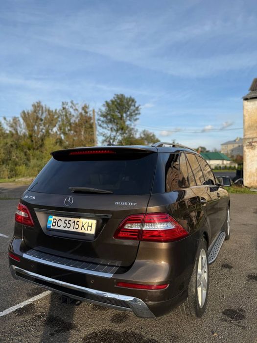 Продам Мерседес Бенс ML350