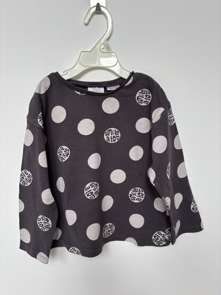 Zara grafitowy longsleeve w koła smile 98