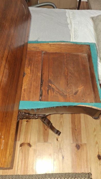 Mesa de jogo portuguesa séc XIX Pau santo estilo Romântico