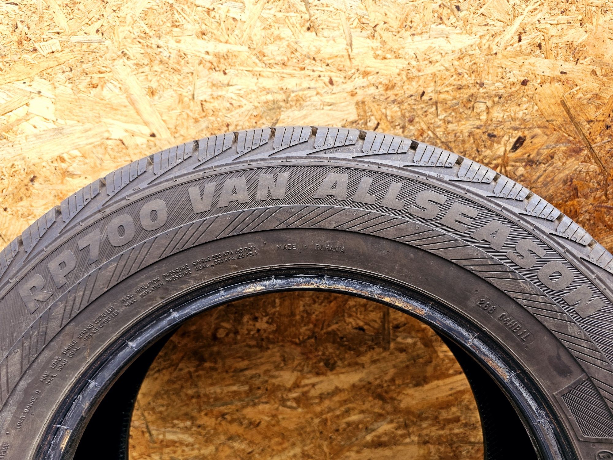 Idealne!!  8,5mm. 215/65 r16C Platin RP700 VAN All Season. 2023rok!