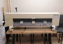 Ploter HP Designjet 450c  A0 914 mm rolka komplet na biurko
