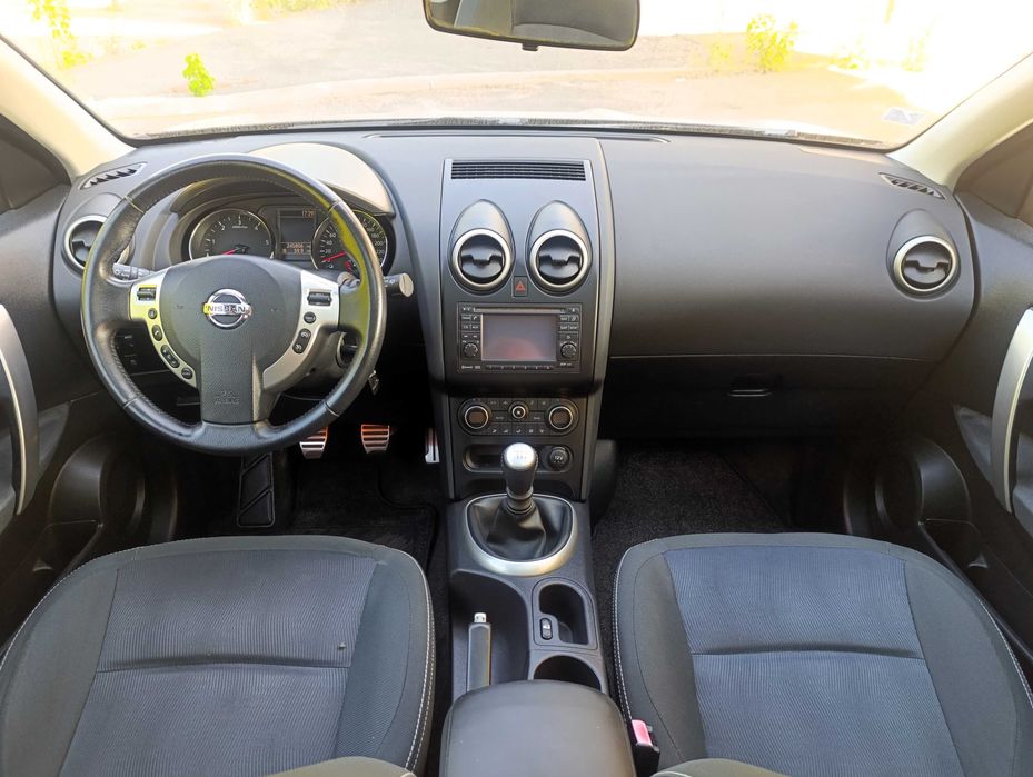 Ніссан Кашкай Nissan Qashqai 2011 рік