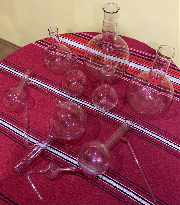 Лабораторні колби циліндри та інше