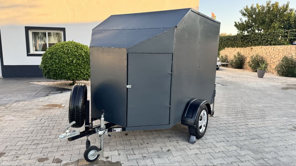 Vende-se 2 Kartings Rotax c/ atrelado