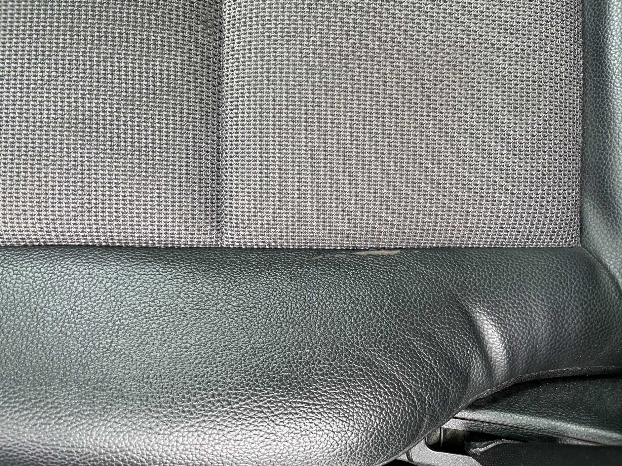 Mercedes C klasa W204 LIFT Fotel Fotele PÓŁ SKÓRA cały komplet