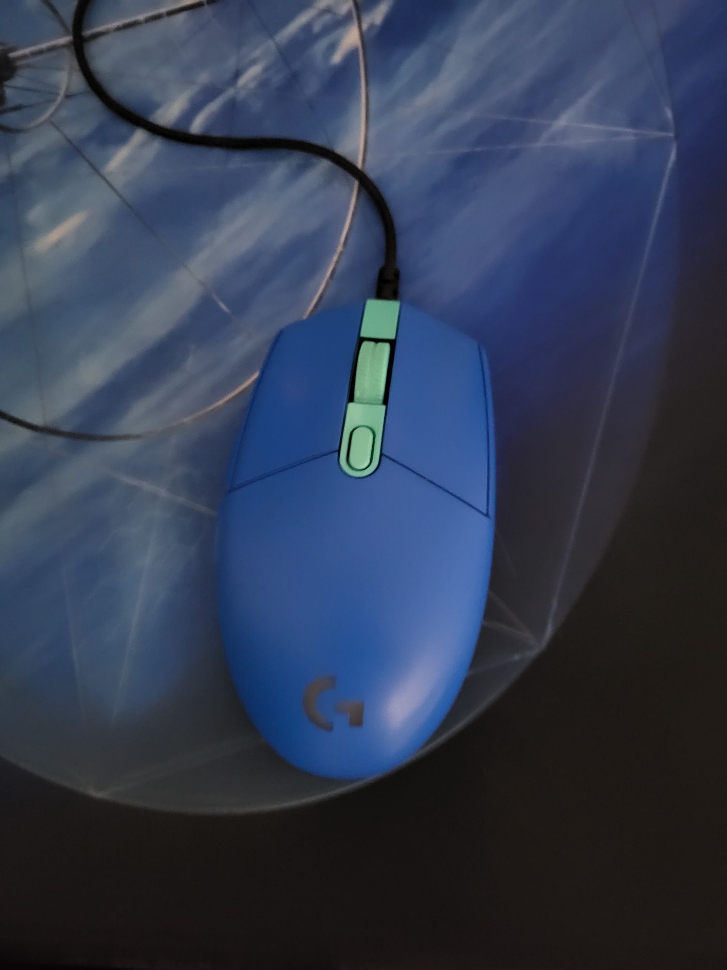 Myszka Logitech G203 Lightsync sensor optyczny przewodowa.