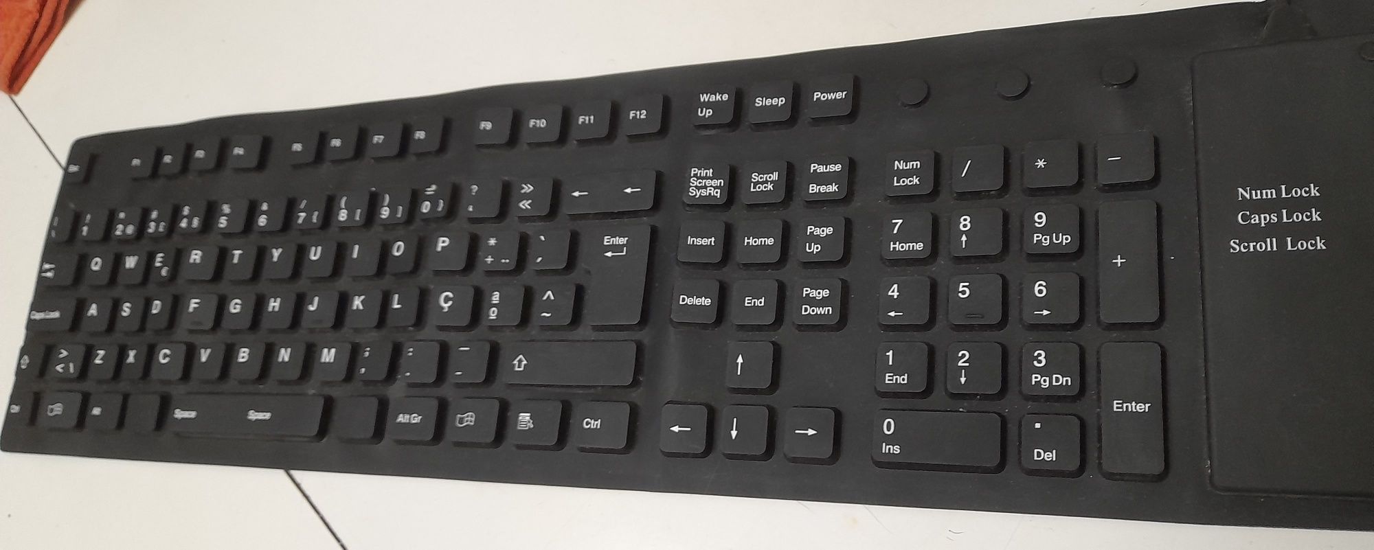 Teclado USB em borracha de silicone (preto)