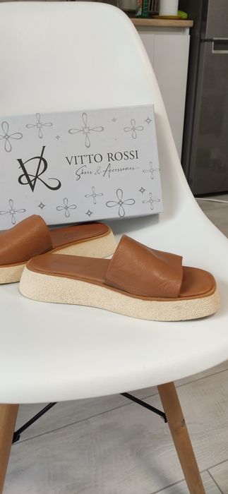 Шкіряні шльопанці, 38 розмір vitto rossi