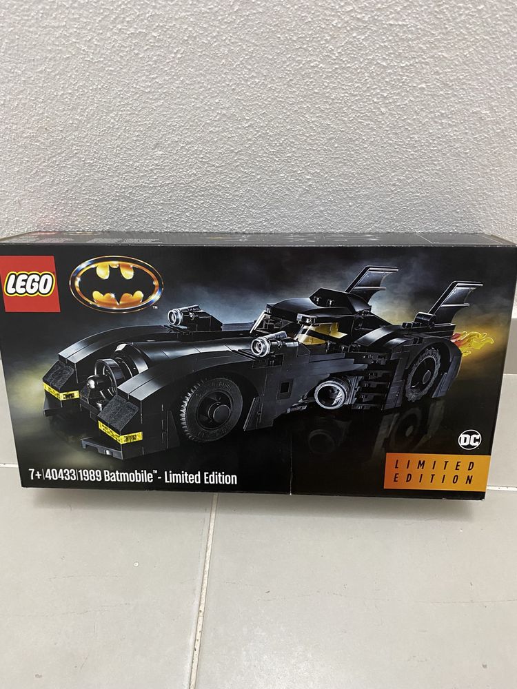 Lego Batmobile DC Comics