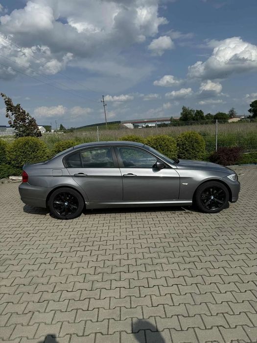 BMW Seria 3 BMW E90 • 2.0 Benzyna • 2009r • Serwisowane na bieżąco