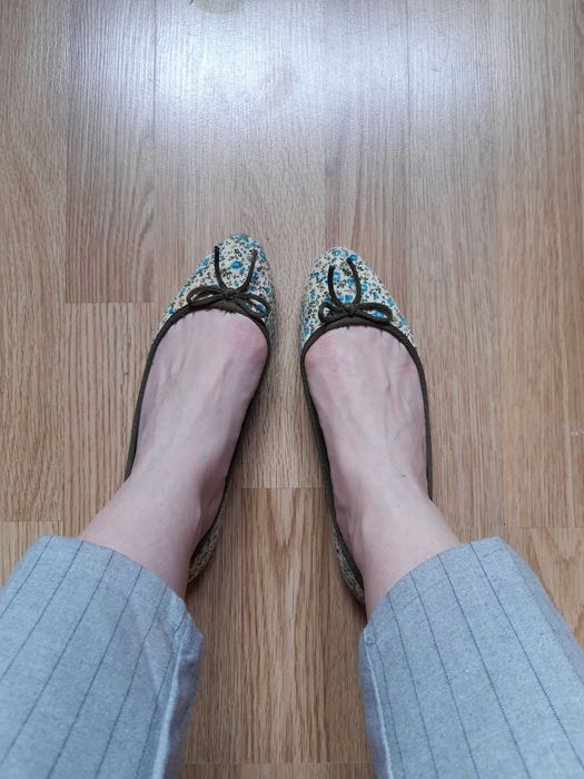 Śliczne baleriny Zara, ciekawy wzór, kwiatki rozmiar 38