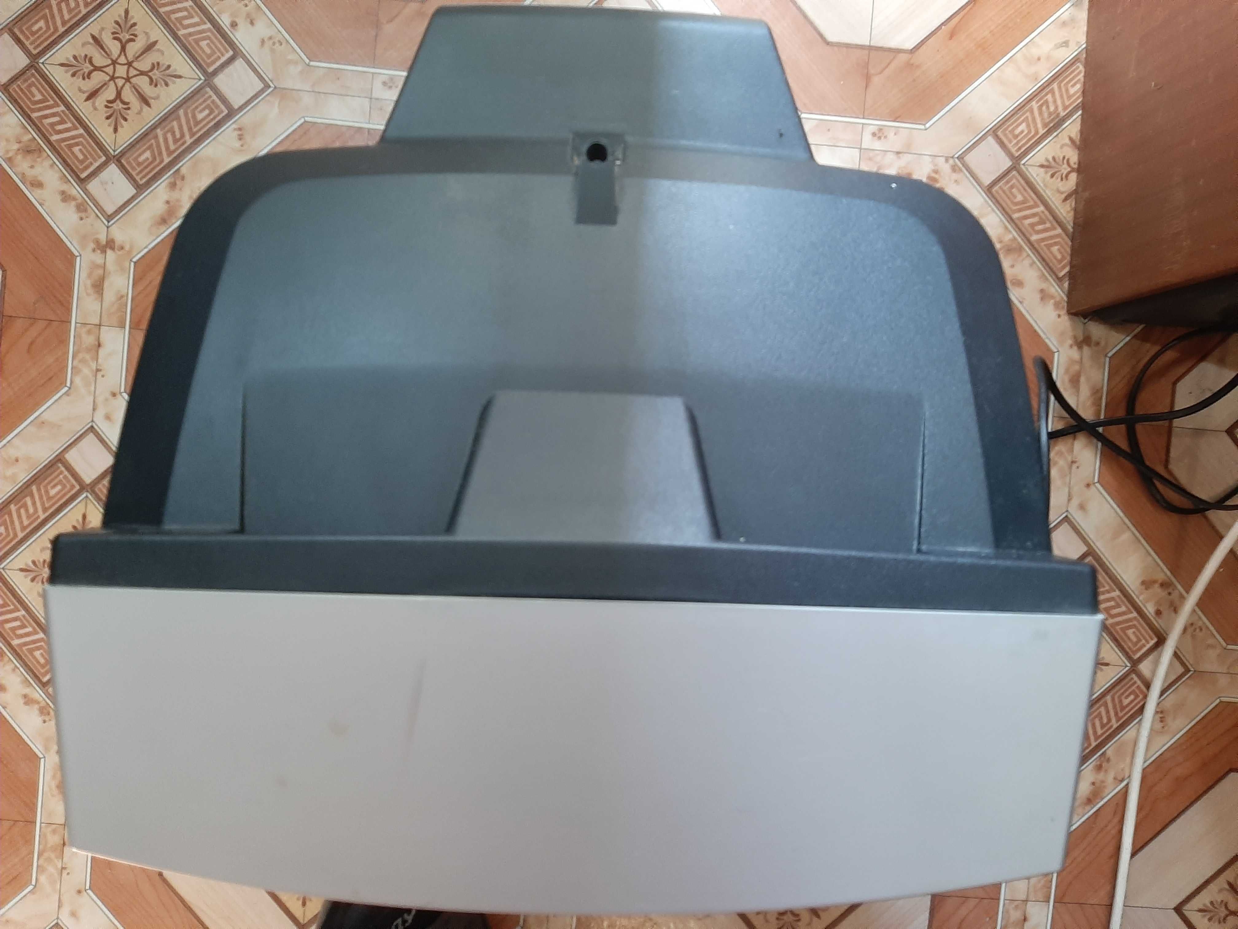 Продам телевізор JVC 14'' з пультом