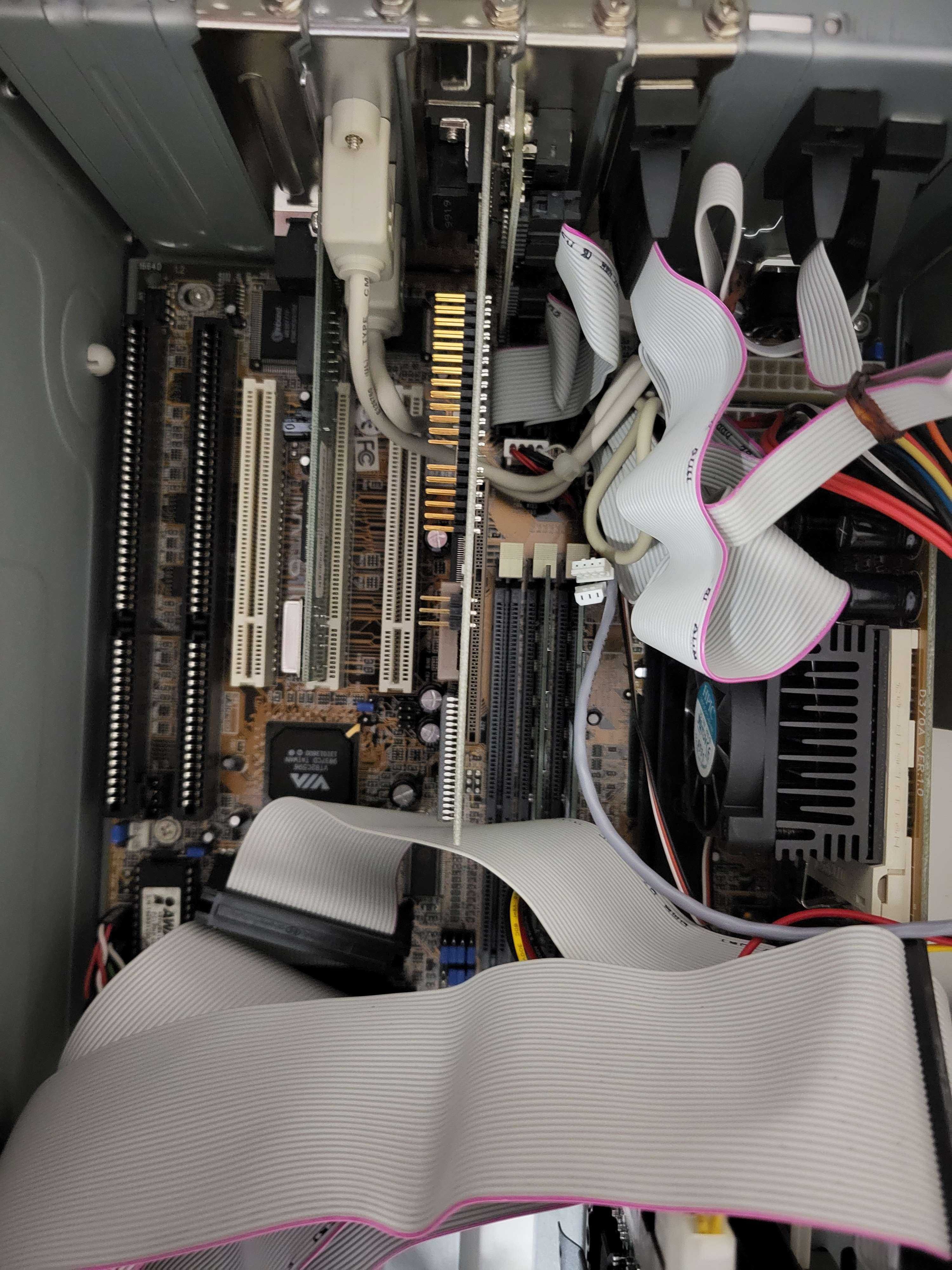 Retro Komputer Optimus Celerom MMX Slot 1 ATI Rage II