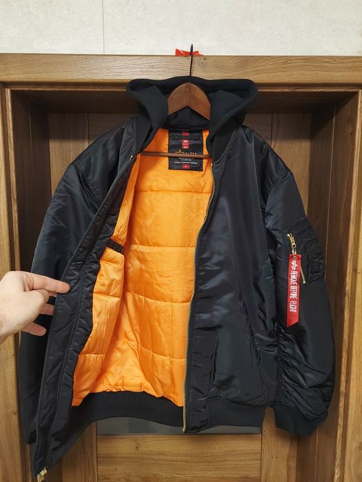 Kurtka bomberka Alpha Industries MA-1 ZH Back EMB czarna rozmiar XL