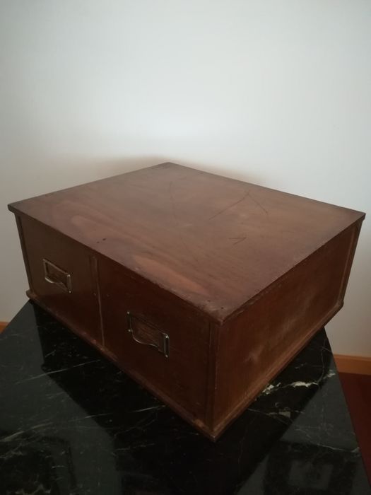 Armário Arquivador em Madeira Vintage