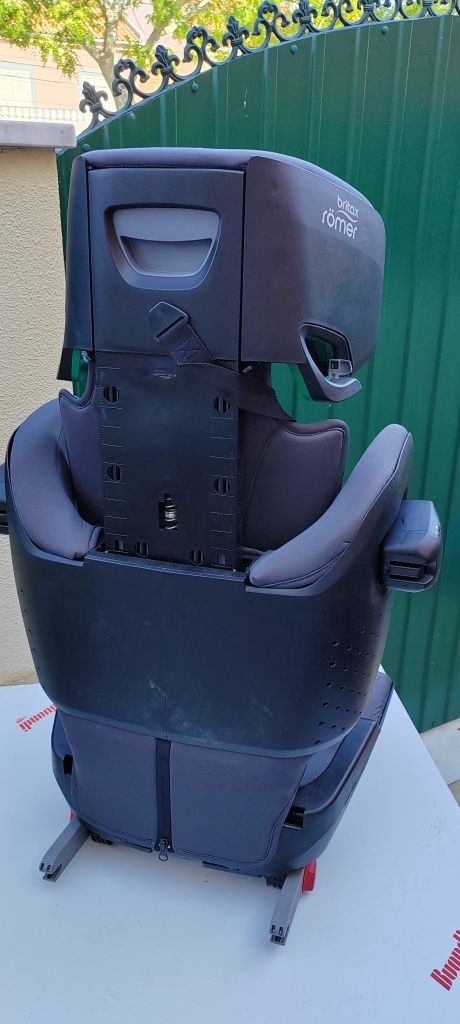 Britax Römer KidFix i-Size