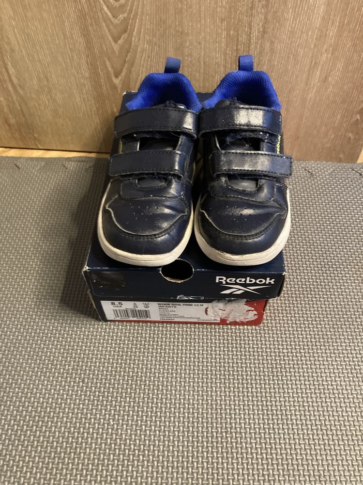 Buty sportowe marki reebok r25