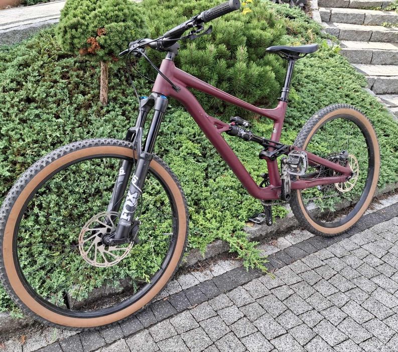 Rower specjalized status 140