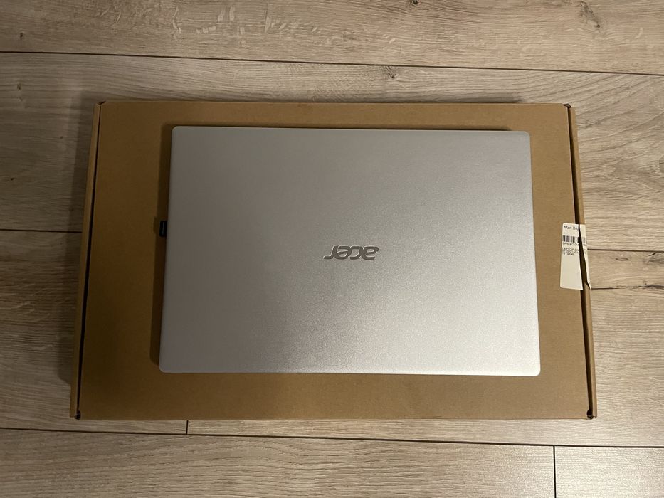 Acer Swift 3  SF314-42-R275 8GB