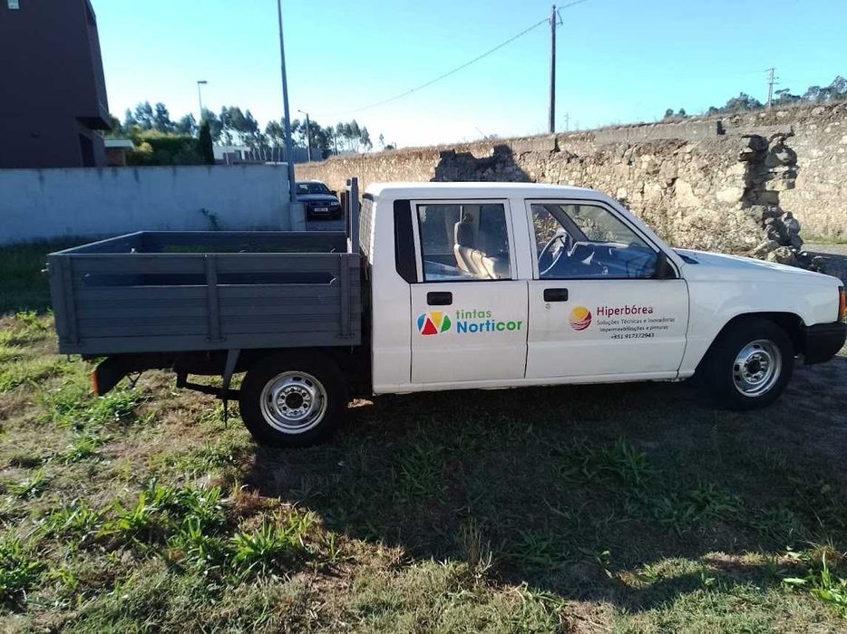 Carrinha Cx Aberta para 5 pessoas
