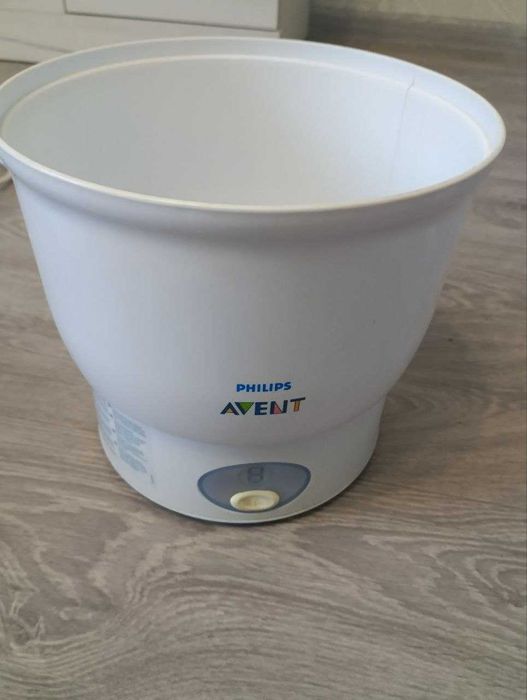 Стерелізатор для дитячих бутилочок Philips Avent IQ 24