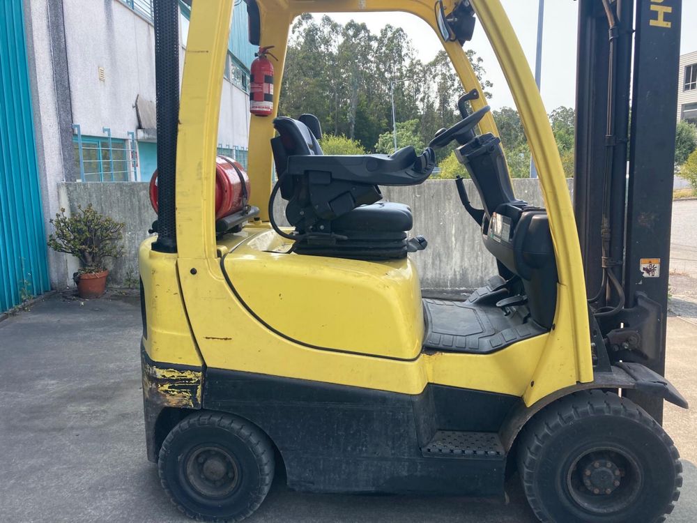 Empilhador Hyster 18