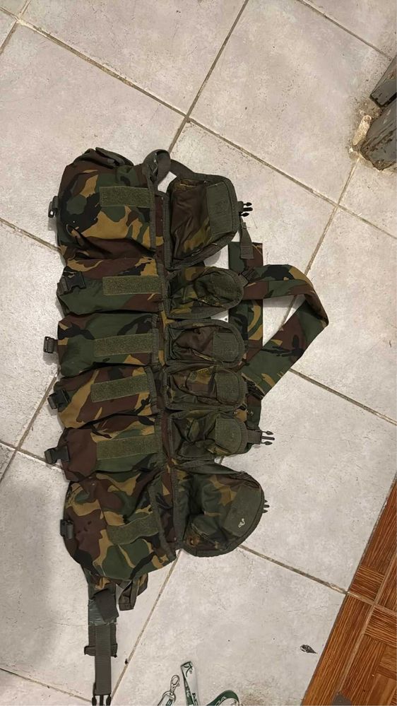 Colete militar porta carregadores 6bolsas