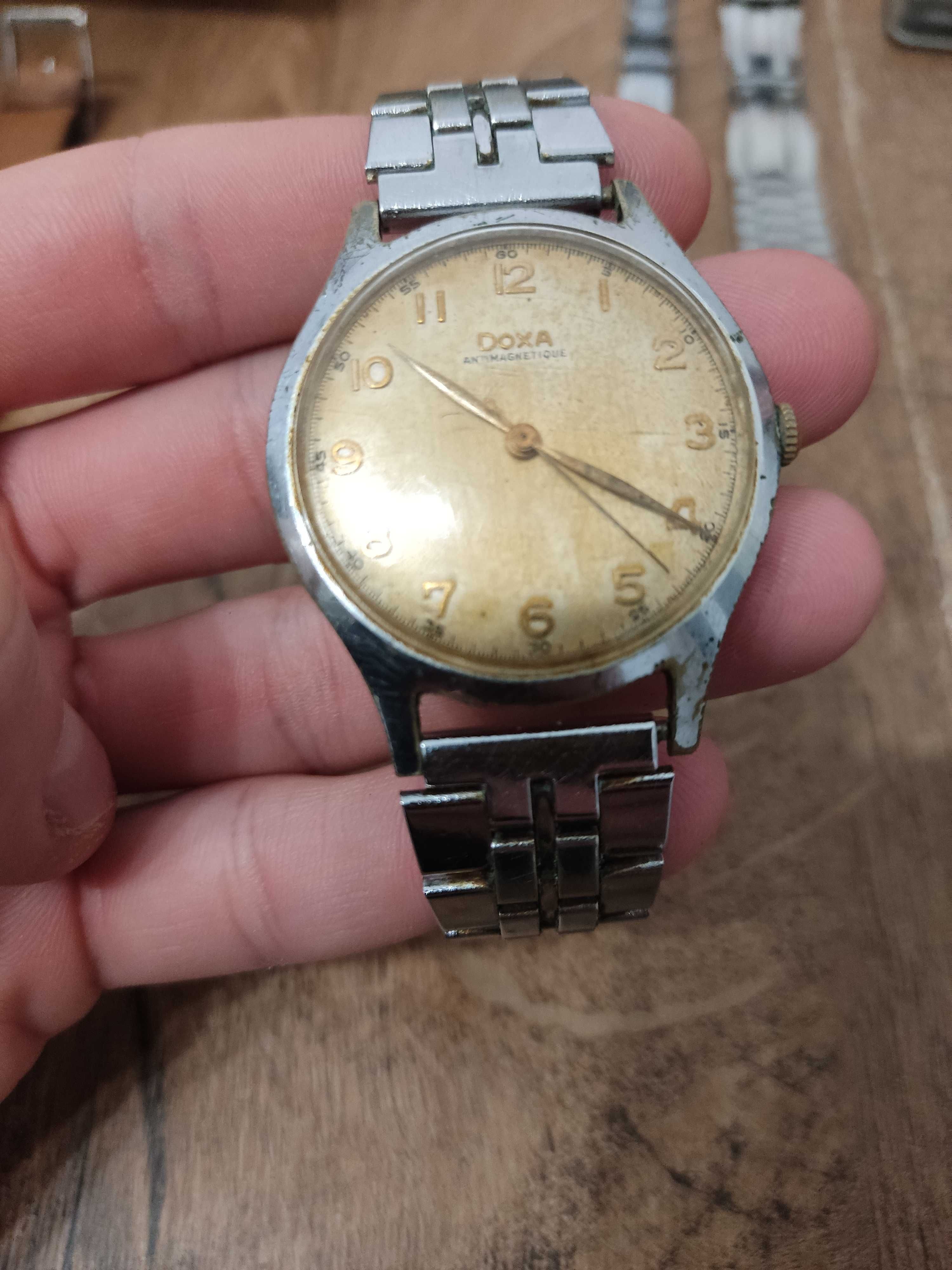 Zegarek DOXA Antimagnetique