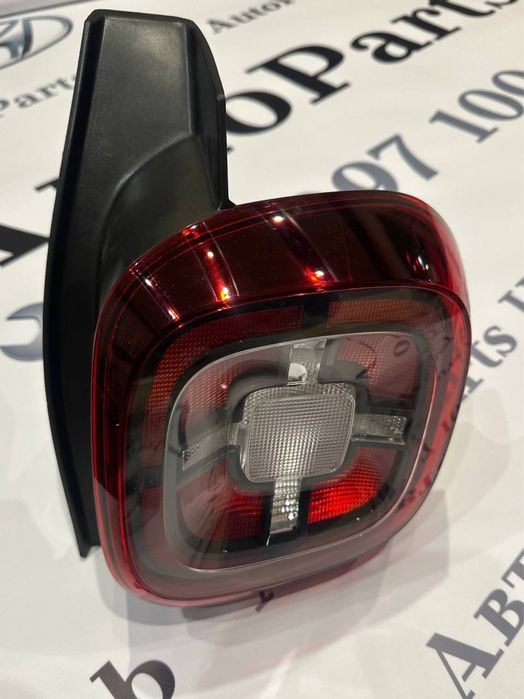 Задній правий стоп (фонарь) Renault Duster 2. 2021 року. Розбірка.