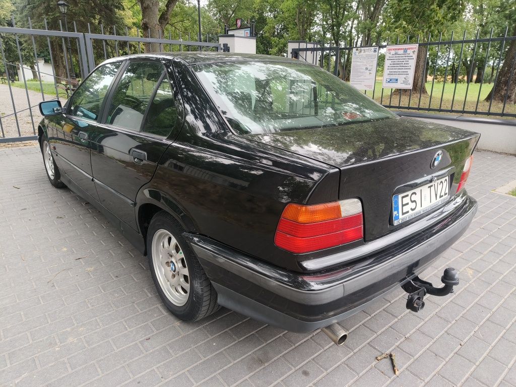 BMW Serii 3 E36 Sedan 1995r 1.6 Benzyna Stan BDB