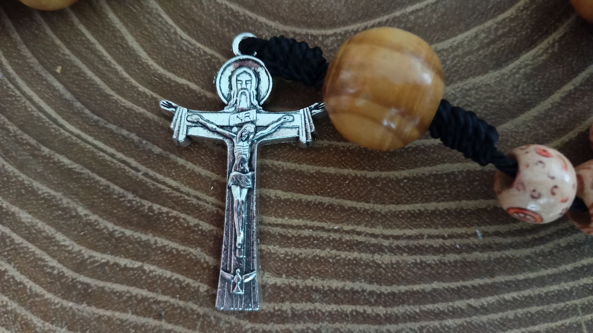 Bardzo duży różaniec drewniany- handmade