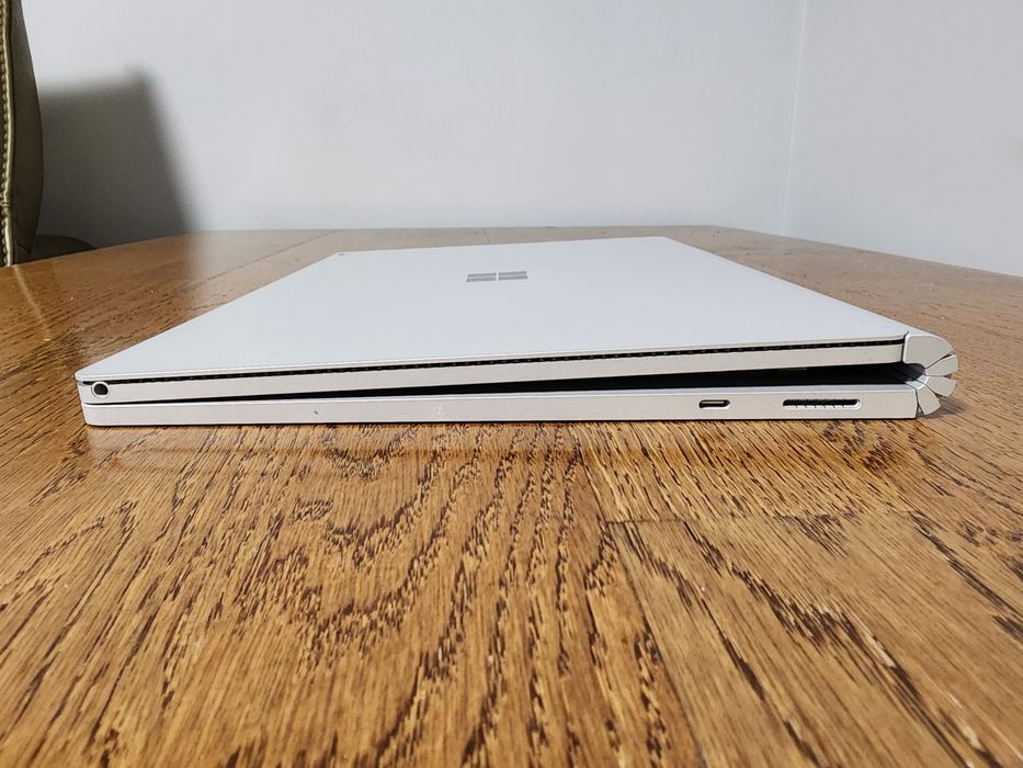 Surface BOOK 3 13.5" i5 8/256 Wind 11Pro