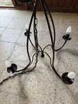 Candeeiros em ferro forjado de 4 e 3 lampadas