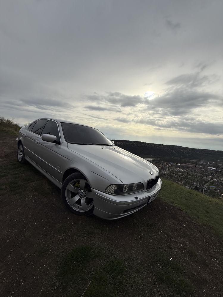 Продаю BMW e39 3.0