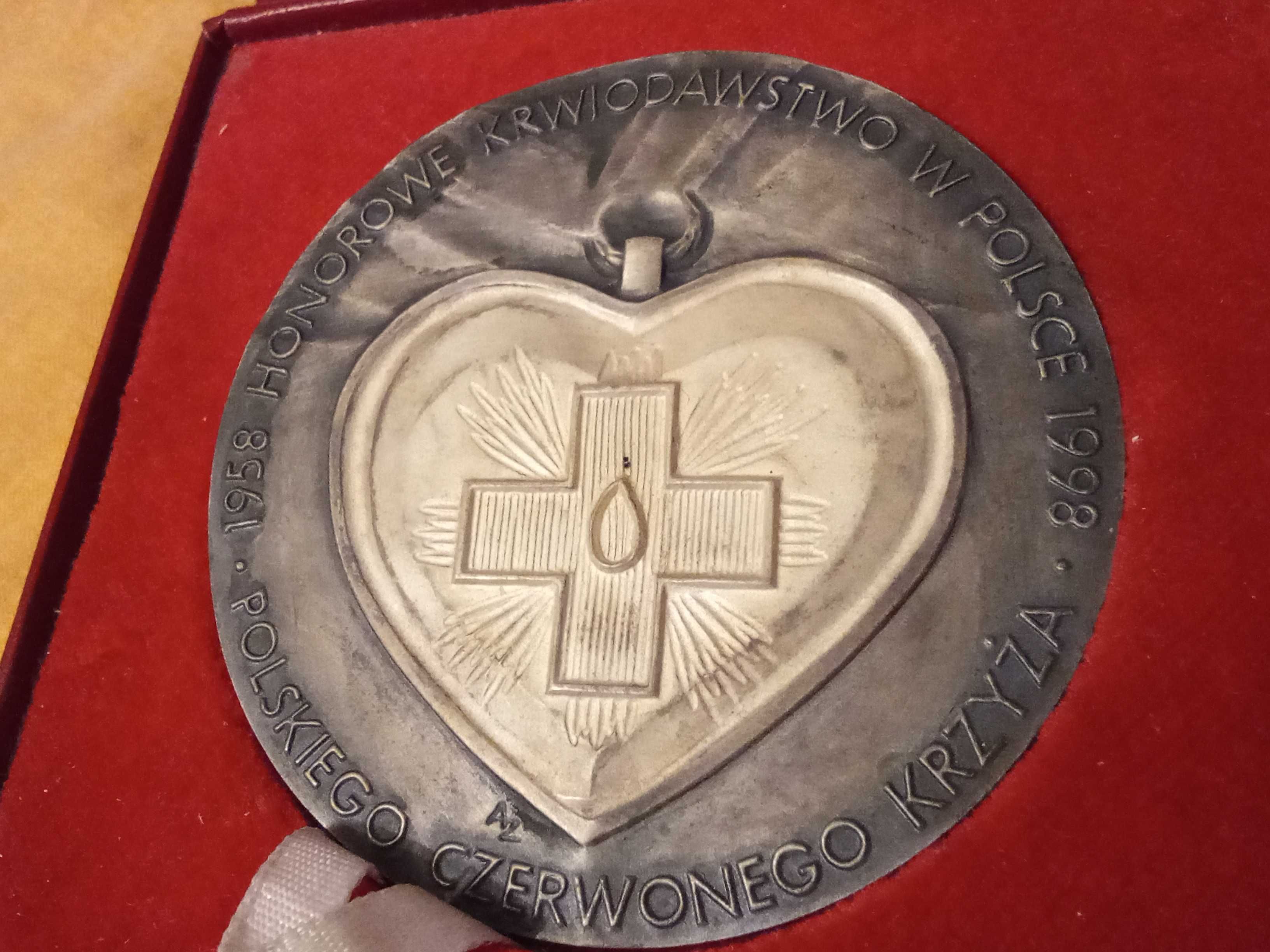 Medal 40 lat honorowego krwiodawstwa PCK 1998 rzadki.