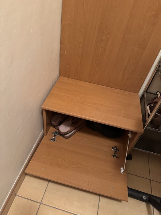 Szafka na buty i wieszak