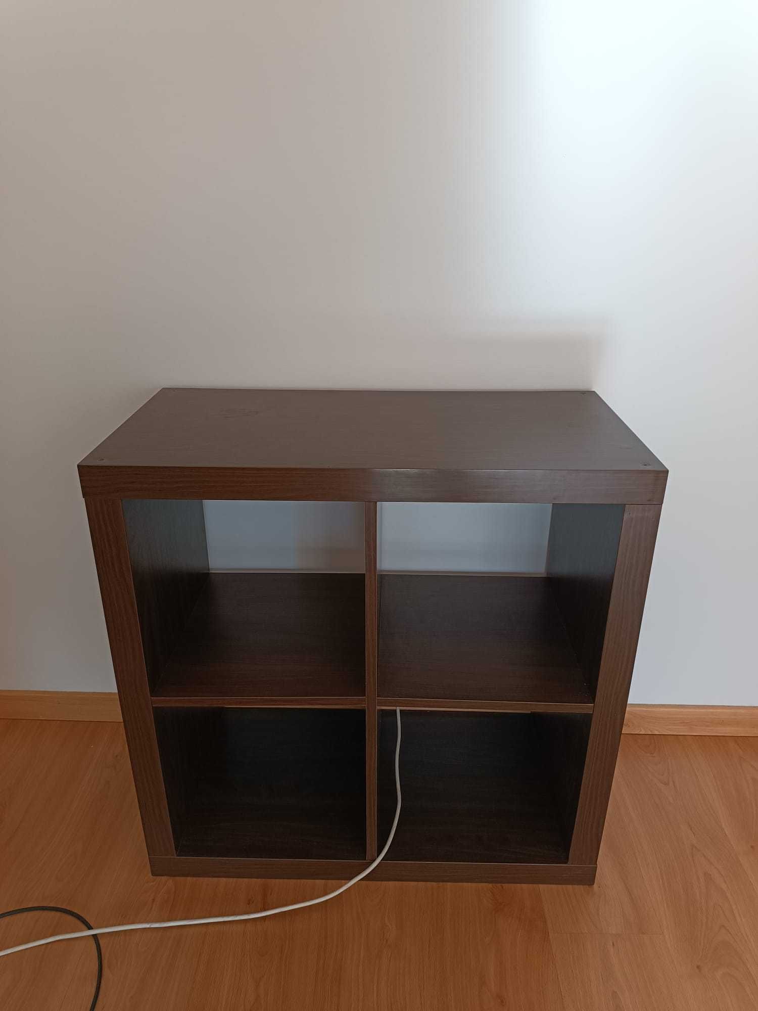 Móvel de Sala com 4 blocos de arrumação